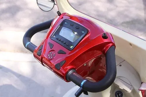 EWheels 4 Wheel Full Covered Scooter With Electromagnetic Brakes