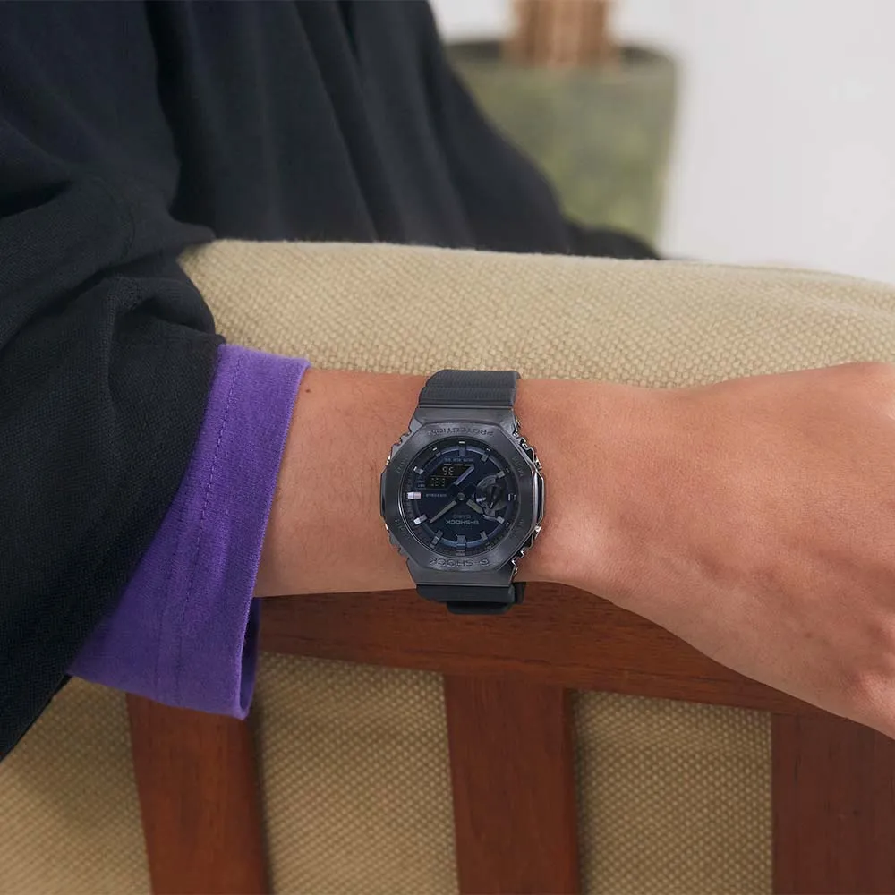 Blue Metal-Covered G-Shock GM2100N-2A CasiOak - Enhanced Title