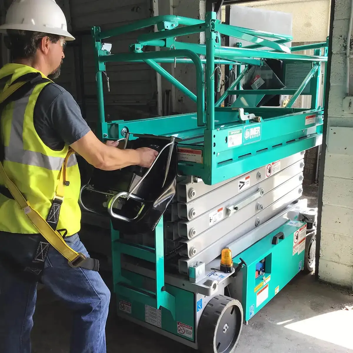 Imer IM 47 Electric Scissor Aerial Lift