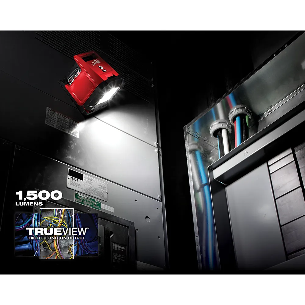Milwaukee M18 ROVER 6.5" Mounting Flood Light