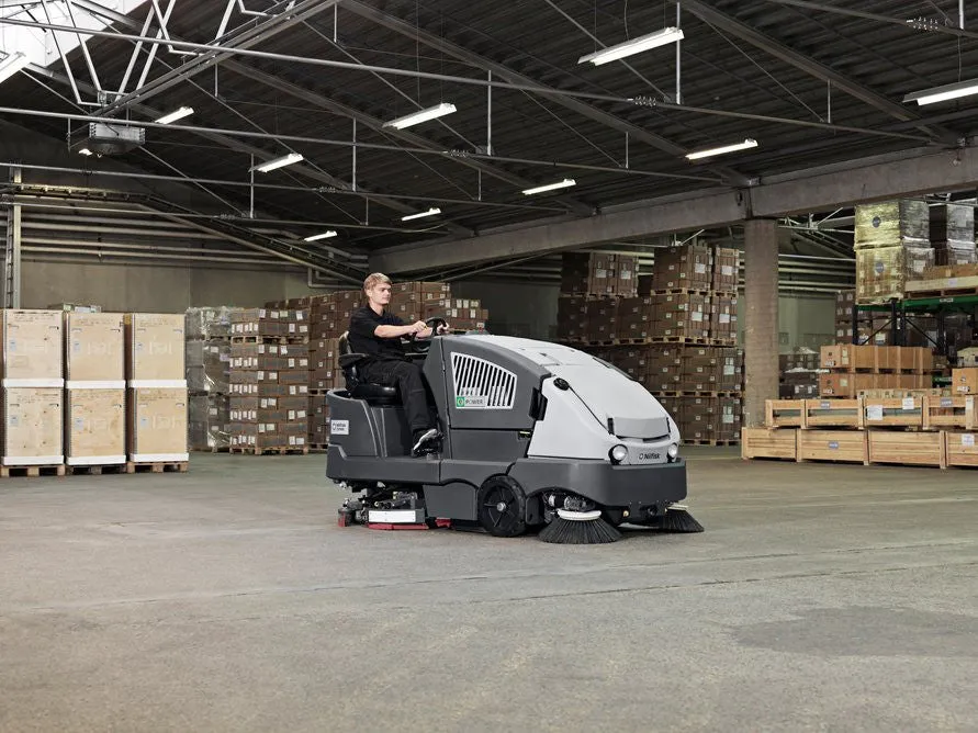 Nilfisk CS7000 Hybrid LPG Combination Sweeper Scrubber-Drier SEE CS7010