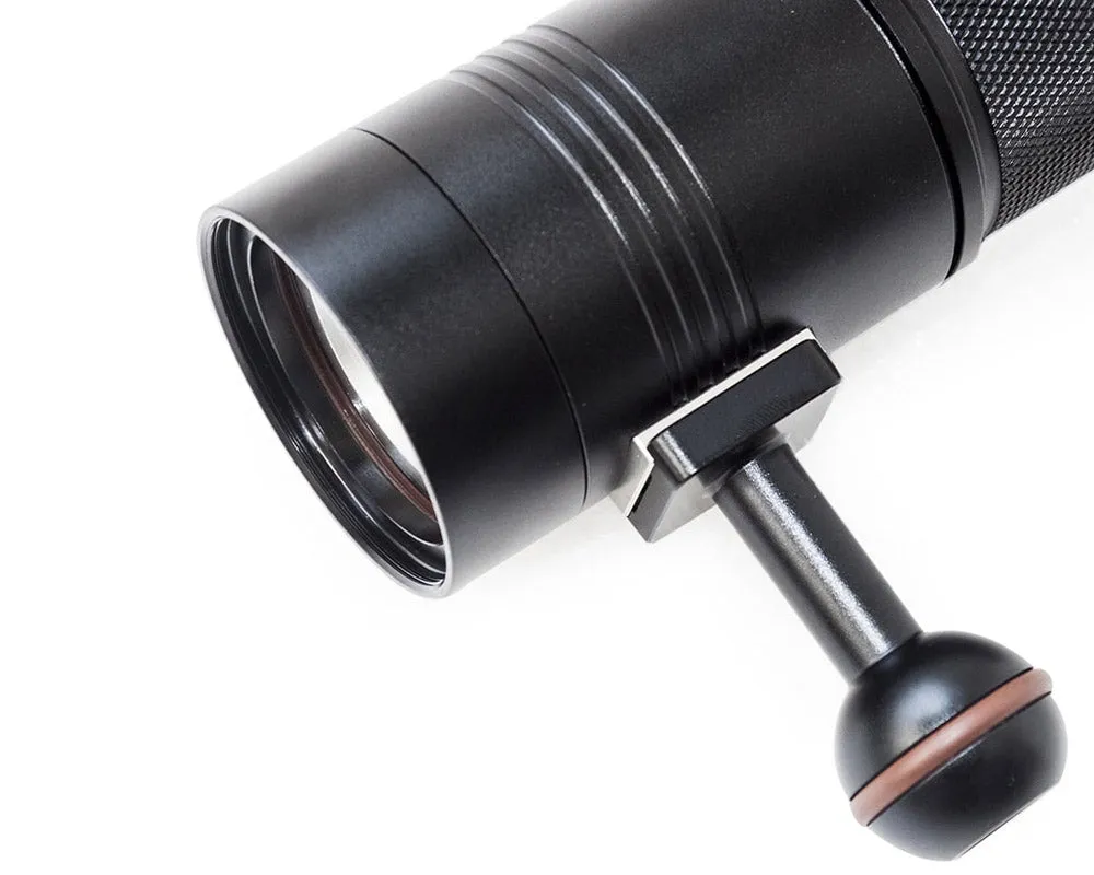 SCUBALAMP SUPE PV32T 3000 LUMENS FOCUS & VIDEO LIGHT